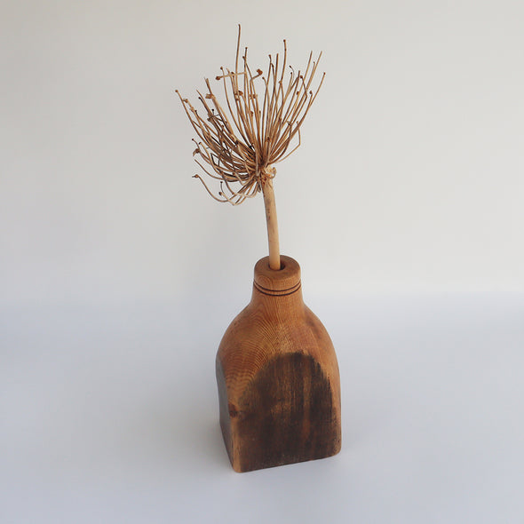 Dried Flower Vase IX, Piers Lewin