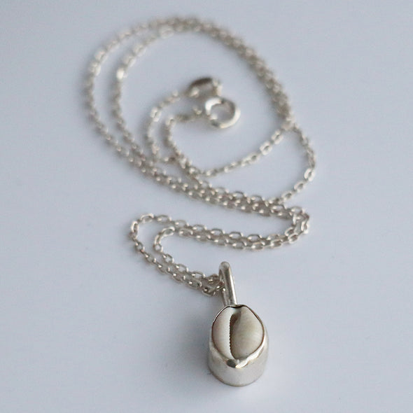 Cowrie Necklace, Ennor