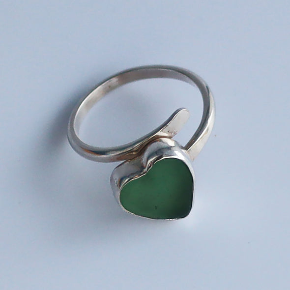 Adjustable, Heart-Shaped Pottery Ring, Ennor