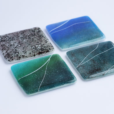 Coaster (Pebble), Oriel Hicks