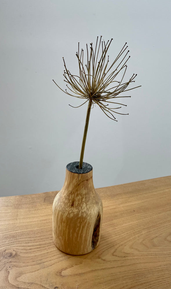 Medium Dried Flower Vase III, Piers Lewin